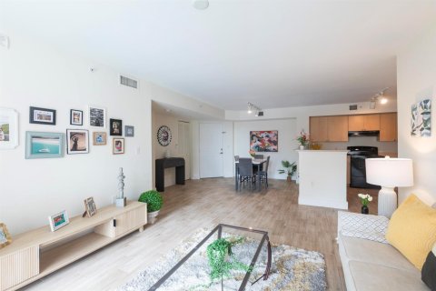 Apartment in Miami, Florida 2 bedrooms, 94.85 sq.m. № 2086705 - photo 12