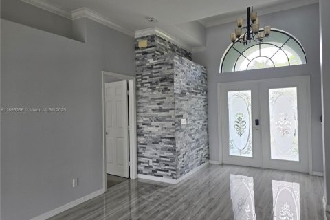 Casa en alquiler en Port St. Lucie, Florida, 3 dormitorios, 191.47 m2 № 1950376 - foto 13