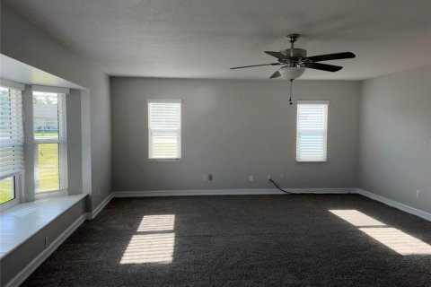 House in Port Orange, Florida 2 bedrooms, 145.02 sq.m. № 1655767 - photo 4