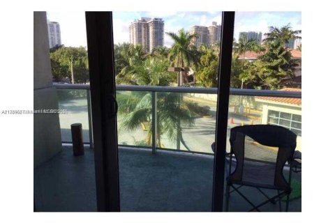 Copropriété à louer à Sunny Isles Beach, Floride: 1 chambre, 93.37 m2 № 1737508 - photo 9