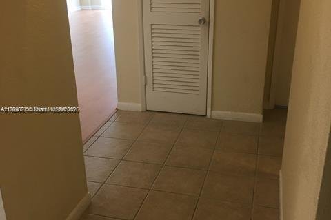 Copropriété à louer à Sunny Isles Beach, Floride: 1 chambre, 93.37 m2 № 1737508 - photo 1