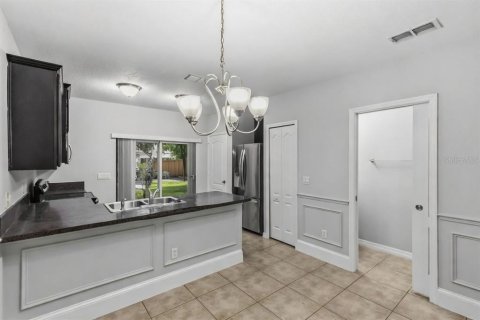 Townhouse in Sanford, Florida 2 bedrooms, 98.1 sq.m. № 2203052 - photo 9