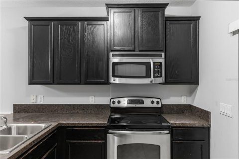 Townhouse in Sanford, Florida 2 bedrooms, 98.1 sq.m. № 2203052 - photo 6