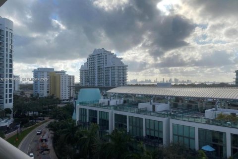 Copropriété à louer à Miami Beach, Floride: 3 chambres, 119.84 m2 № 2323534 - photo 22