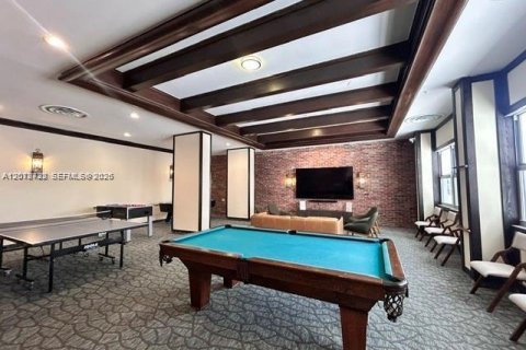 Copropriété à louer à Miami Beach, Floride: 3 chambres, 119.84 m2 № 2323534 - photo 30