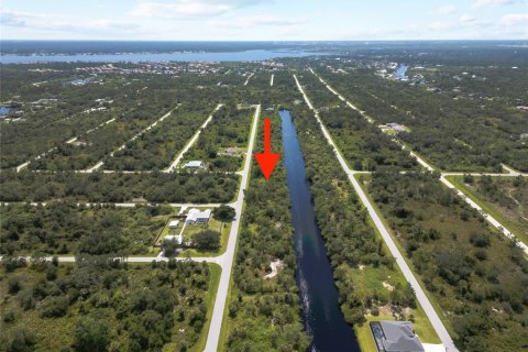 Terreno en venta en Port Charlotte, Florida № 2380708 - foto 9