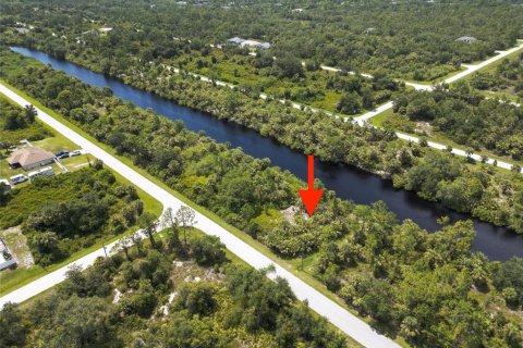 Terreno en venta en Port Charlotte, Florida № 2380708 - foto 11