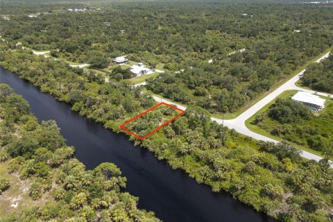 Terreno en venta en Port Charlotte, Florida № 2380708 - foto 15