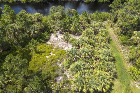 Terreno en venta en Port Charlotte, Florida № 2380708 - foto 21