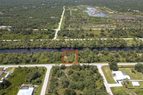 Terreno en venta en Port Charlotte, Florida № 2380708 - foto 2