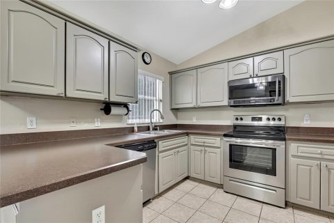 House in Inverness, Florida 3 bedrooms, 121.05 sq.m. № 2098847 - photo 11
