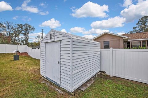 House in Inverness, Florida 3 bedrooms, 121.05 sq.m. № 2098847 - photo 30