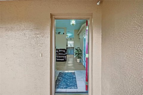 House in Inverness, Florida 3 bedrooms, 121.05 sq.m. № 2098847 - photo 3
