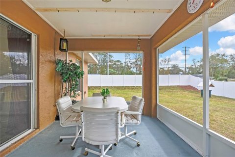 House in Inverness, Florida 3 bedrooms, 121.05 sq.m. № 2098847 - photo 26
