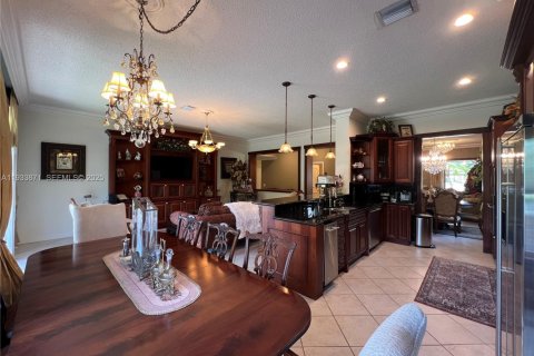 Casa en alquiler en Weston, Florida, 4 dormitorios, 196.58 m2 № 1992145 - foto 9