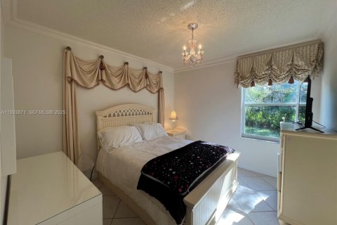 Casa en alquiler en Weston, Florida, 4 dormitorios, 196.58 m2 № 1992145 - foto 20