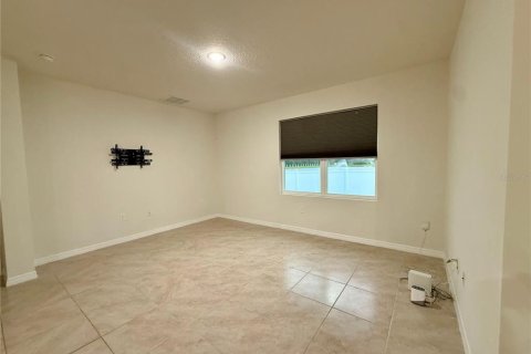 Villa ou maison à louer à Sanford, Floride: 4 chambres, 171.5 m2 № 2424400 - photo 16