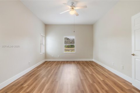 Villa ou maison à vendre à Pembroke Pines, Floride: 4 chambres, 201.78 m2 № 2021969 - photo 26