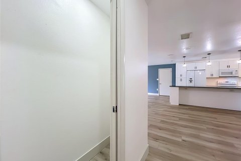 Купить виллу или дом в Орландо, Флорида 8 комнат, 160.44м2, № 2107767 - фото 27
