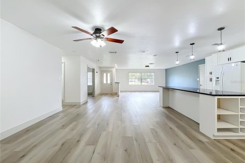 Купить виллу или дом в Орландо, Флорида 8 комнат, 160.44м2, № 2107767 - фото 21
