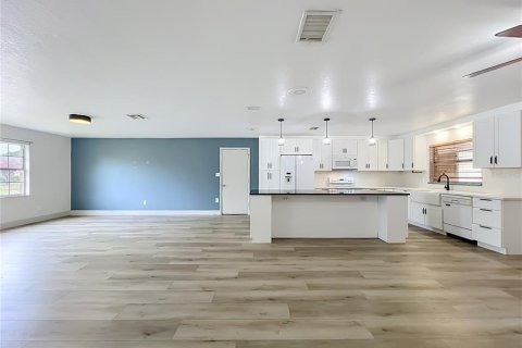 Купить виллу или дом в Орландо, Флорида 8 комнат, 160.44м2, № 2107767 - фото 23