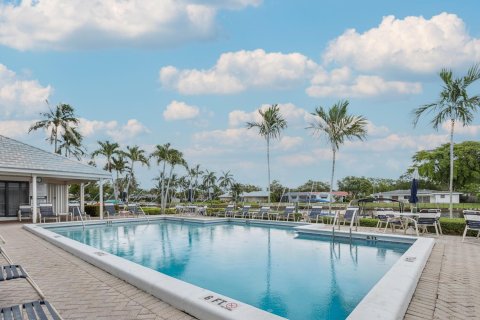 Condo in Pompano Beach, Florida, 2 bedrooms  № 2077442 - photo 26