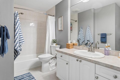 Condo in Pompano Beach, Florida, 2 bedrooms  № 2077442 - photo 19