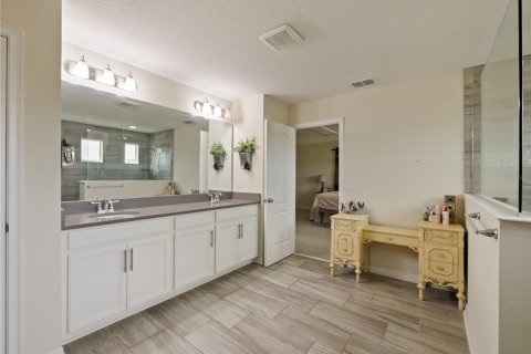 House in Minneola, Florida 4 bedrooms, 266.26 sq.m. № 1900648 - photo 18