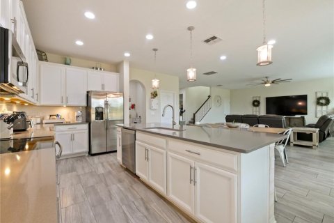 House in Minneola, Florida 4 bedrooms, 266.26 sq.m. № 1900648 - photo 8