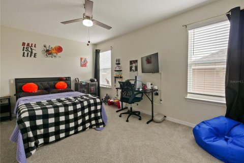 House in Minneola, Florida 4 bedrooms, 266.26 sq.m. № 1900648 - photo 23