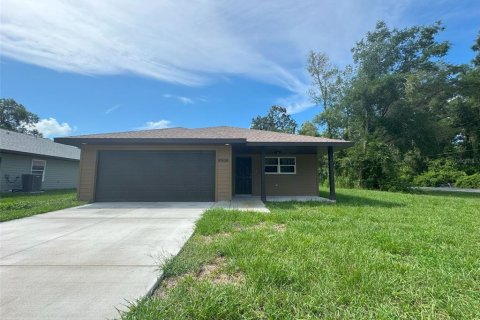 Casa en alquiler en Floral City, Florida, 3 dormitorios, 118.36 m2 № 1910025 - foto 1