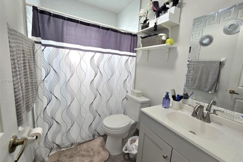 Copropriété à vendre à Hialeah, Floride: 2 chambres, 73.76 m2 № 2008512 - photo 22