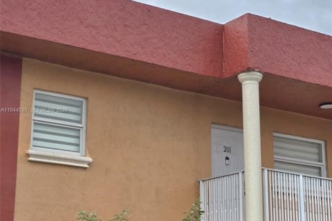 Купить кондоминиум в Хайалиа, Флорида 2 спальни, 73.76м2, № 2008512 - фото 29