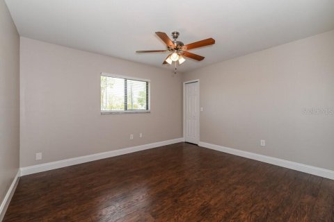 Casa en alquiler en Punta Gorda, Florida, 3 dormitorios, 176.61 m2 № 1893982 - foto 13