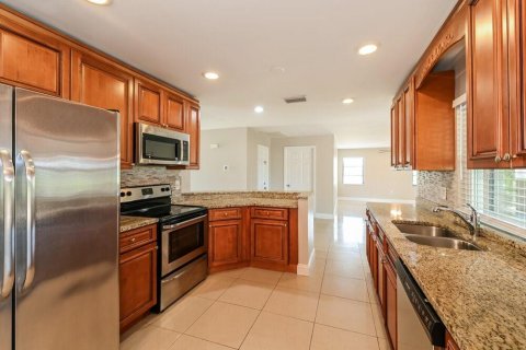 Casa en alquiler en Punta Gorda, Florida, 3 dormitorios, 176.61 m2 № 1893982 - foto 6