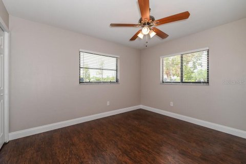 Casa en alquiler en Punta Gorda, Florida, 3 dormitorios, 176.61 m2 № 1893982 - foto 14