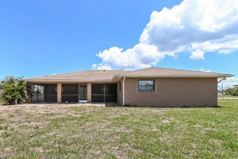 Casa en alquiler en Punta Gorda, Florida, 3 dormitorios, 176.61 m2 № 1893982 - foto 16