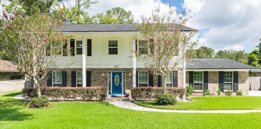House in Orange Park, Florida 4 bedrooms, 205.69 sq.m. № 772443