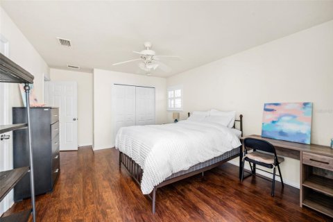 Casa en venta en Gainesville, Florida, 3 dormitorios, 195.09 m2 № 2133852 - foto 30