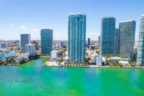 Condominio en venta en Miami, Florida, 2 dormitorios, 107.95 m2 № 1867668 - foto 25