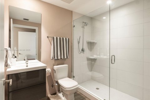 Condominio en venta en Miami, Florida, 2 dormitorios, 107.95 m2 № 1867668 - foto 15
