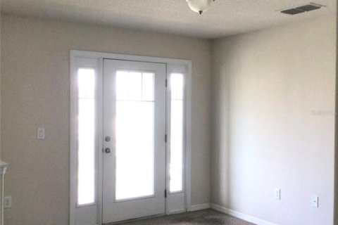 Touwnhouse à vendre à Kissimmee, Floride: 3 chambres, 157.93 m2 № 2412612 - photo 7