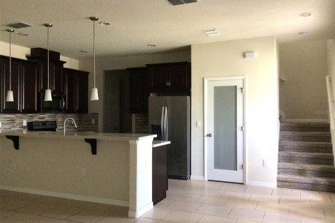 Touwnhouse à vendre à Kissimmee, Floride: 3 chambres, 157.93 m2 № 2412612 - photo 5