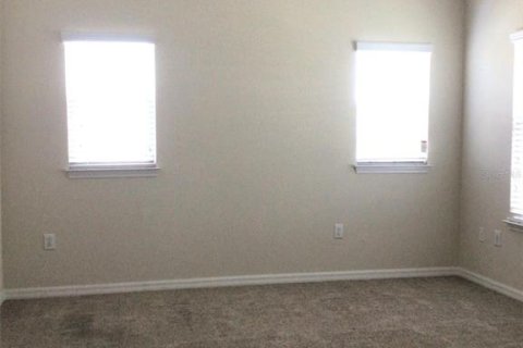 Touwnhouse à vendre à Kissimmee, Floride: 3 chambres, 157.93 m2 № 2412612 - photo 9