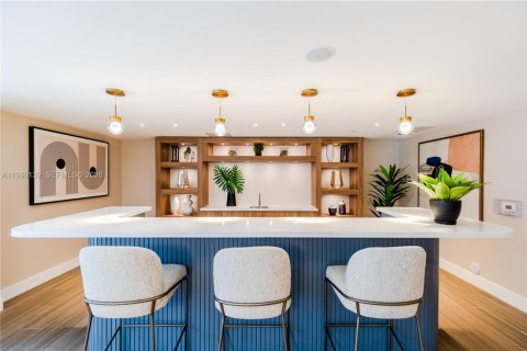 Снять в аренду виллу или дом в Майами, Флорида 1 спальня, № 2052059 - фото 29