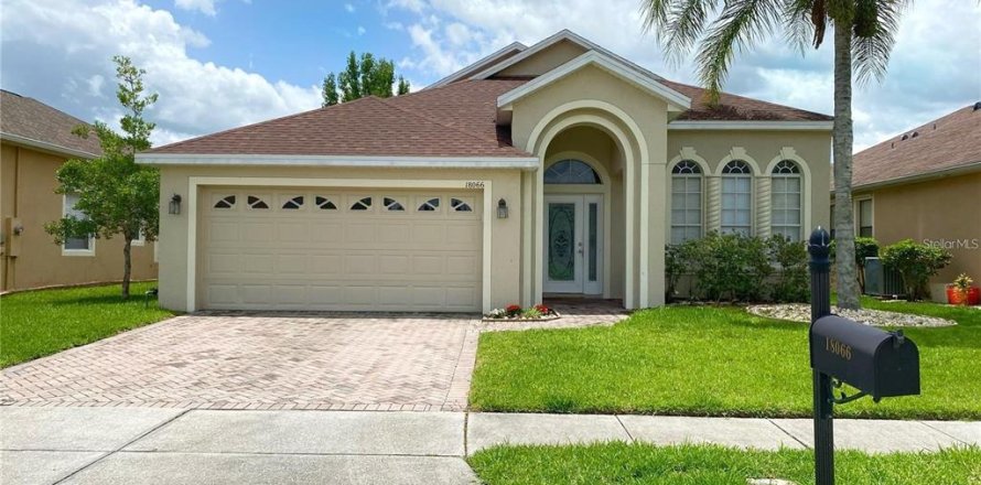 Villa ou maison à Orlando, Floride 4 chambres, 214.6 m2 № 1817399