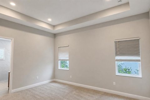 House in Sarasota, Florida 3 bedrooms, 285.95 sq.m. № 2266778 - photo 25