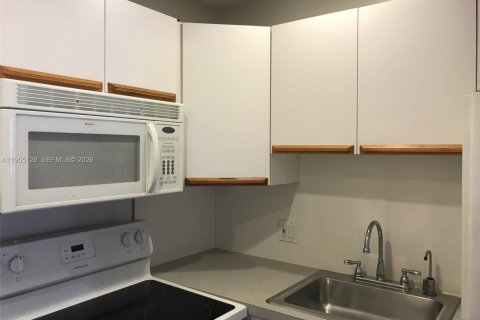 Copropriété à louer à Coral Springs, Floride: 2 chambres, 78.97 m2 № 2010969 - photo 9