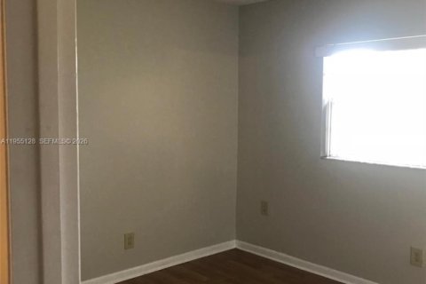 Copropriété à louer à Coral Springs, Floride: 2 chambres, 78.97 m2 № 2010969 - photo 5