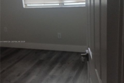 Copropriété à louer à Coral Springs, Floride: 2 chambres, 78.97 m2 № 2010969 - photo 8